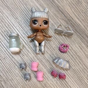 LOL Surprise! TINZ Big Sister doll with accessories. Excellent condition.